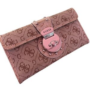 Vintage Guess Light Brown Women's Wallet